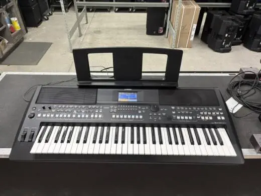 Yamaha - PSRSX600